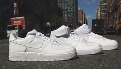 Air Force 1's shoes