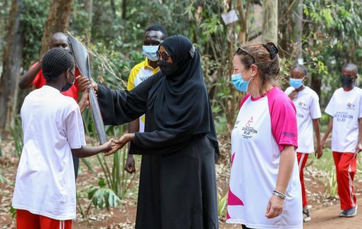 Ministry of Sports CS Amina Mohammed on Tuesday, October 2 welcomed the Commonwealth Baton Relay to Kenya in its 8th stop of the Tour.