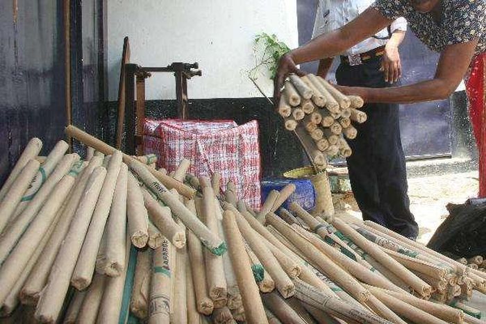 ___8931984___2018___10___3___13___bhang