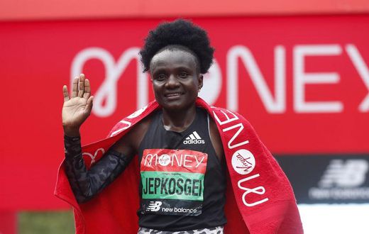 Joyciline Jepkosgei wins women's event at the 2021 London Marathon