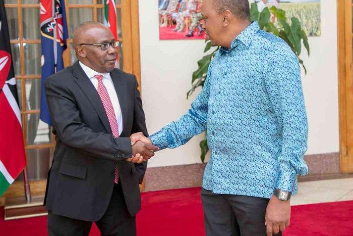 ___8042917___2018___2___27___11___President+Uhuru+Kenyatta+and+former+AG+Githu+Muigai+at+State+House.