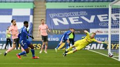 Kelechi Iheanacho (2L) scores the first of his three goals for Leicester City against Sheffield United at the weekend
