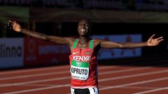 TAMPERE, FINLAND - JULY 10: Rhonex Kipruto of Kenya crosses the finish line to win the final of the men's 10,000m on day one of The IAAF World U20 Championships on July 10, 2018 in Tampere, Finland. (Photo by Stephen Pond/Getty Images for IAAF)