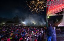 President Uhuru Kenyatta and First Lady Margaret Kenyatta hosts hundreds of children at State House for Christmas Party [Photos]