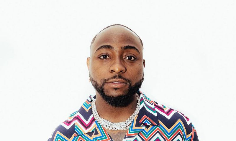 Davido raises over Sh42 million after asking fans to Send him Money [Screenshot]