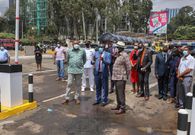 Uhuru, Raila make impromptu visit of the Green Park Bus Terminus