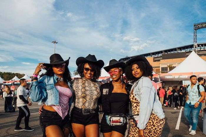 Shorts help with mobility [Essence]