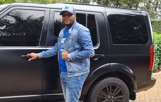 Radio presenter Jalang'o shows off his Land Rover Discovery