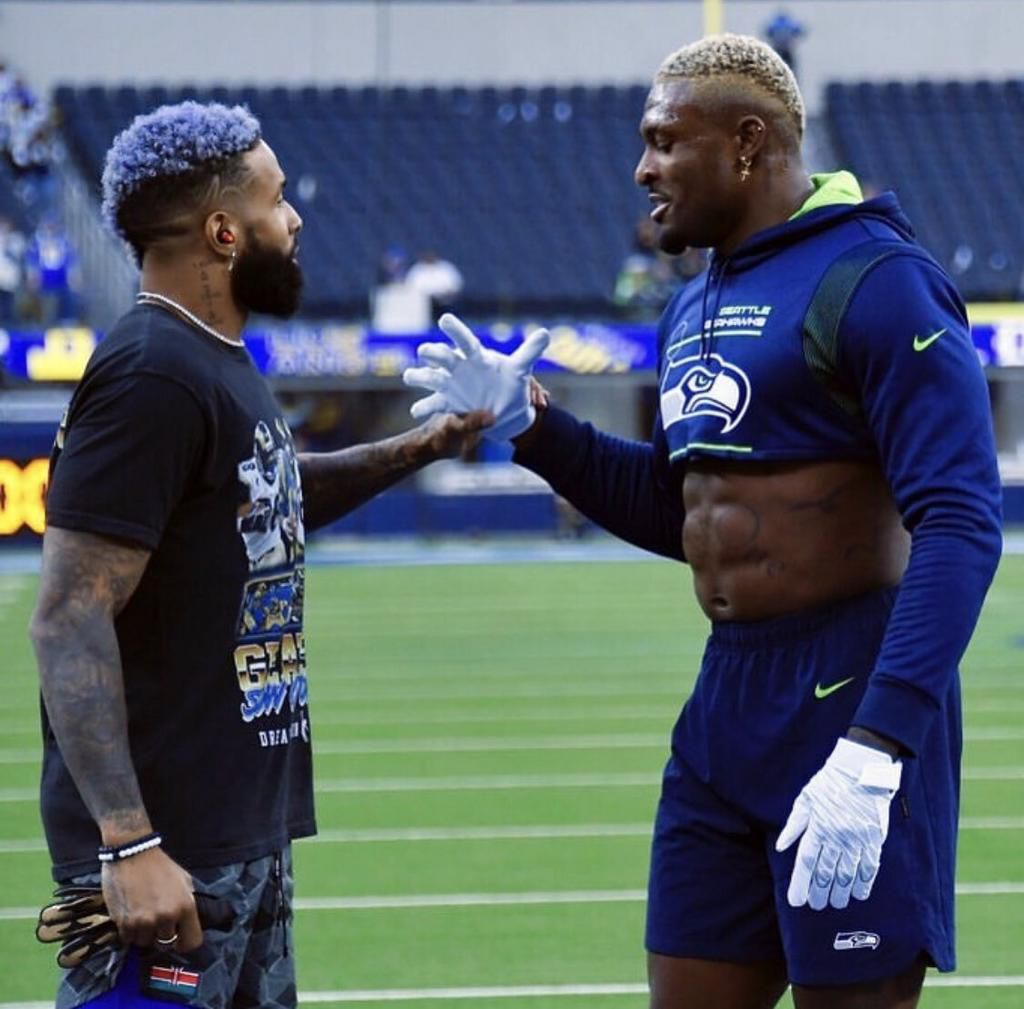 (LEFT) Sh2 billion worth NFL player Odell Beckham Jr has been spotted wearing Kenyan shorts made for Tokyo Olympics
