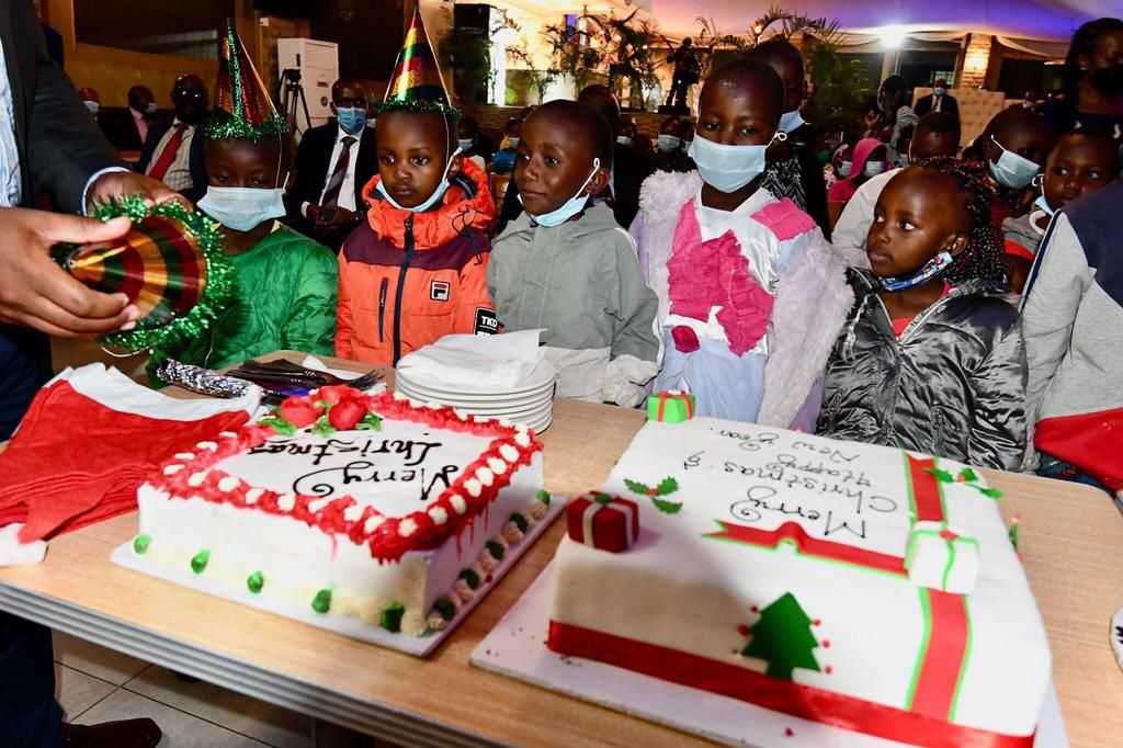 DCI boss George Kinoti hosts needy children for special Christmas Party at DCI headquarters. [Photos]