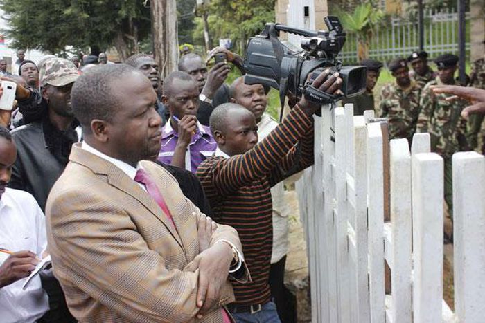 Tiaty MP William Kamket with media personnel during a past function (Daily Nation)