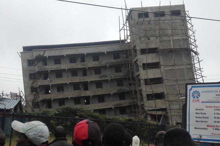 Kinoo building collapsing