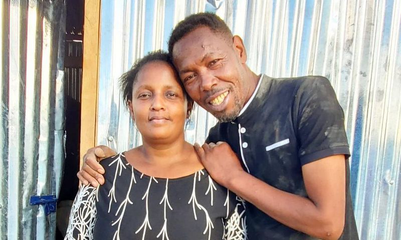Omosh introduces his parents & daughter to the world as fans gush over them (Photos)