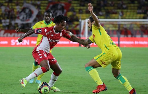 Gelson Martins (L) scored Monaco's goal in their draw with Nantes