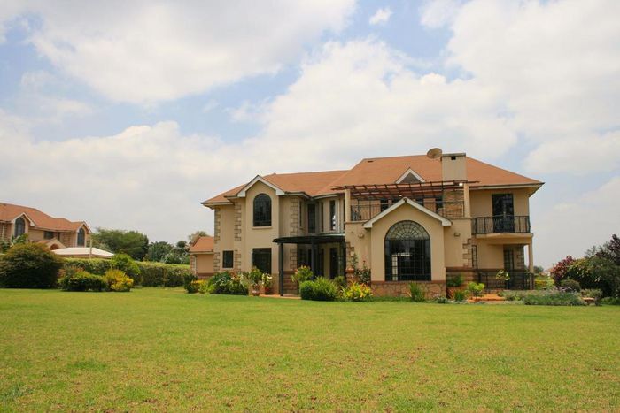 ___8161321___2018___3___24___13___Runda-380k-rent6