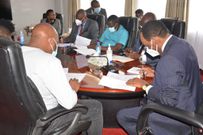 Comedian Eric Omondi finally meets Ezekiel Mutua alongside Churchill & Jalang’o (Photos)