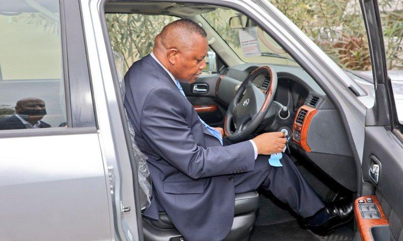 DCI George Kinoti received six motor vehicles from the US embassy to enhance the mobility of detectives during security operations