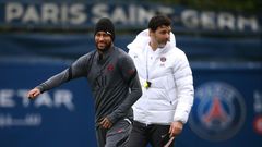 Neymar with PSG coach Mauricio Pochettino at a training session on Monday