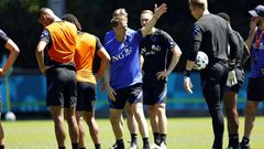 Frank de Boer with his players at a Dutch team training session this week