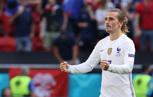 Antoine Griezmann's goal earned France a 1-1 draw with Hungary in Budapest