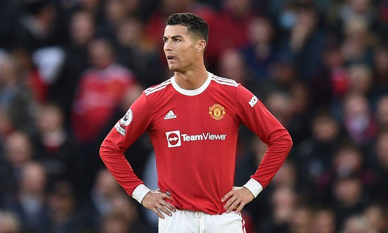 Cristiano Ronaldo announces his partner is expecting twins