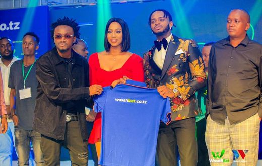 Diamond Unveils Own Betting Company in colourful event