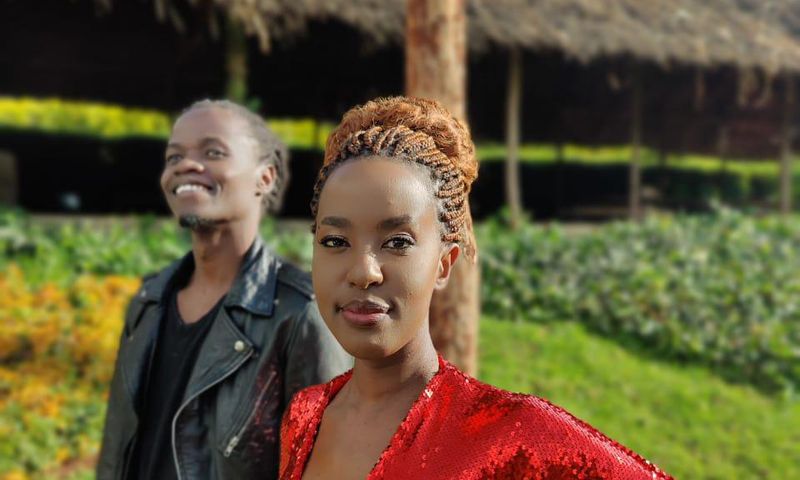 Boniface Mwangi exposes phone Number used to threaten to Kill Juliani