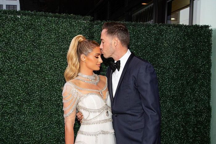 American socialite Paris Hilton and her hubby Carter Reum [Instagram/ParisHilton]