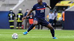 France Under-21 midfielder Boubakary Soumare has joined Leicester