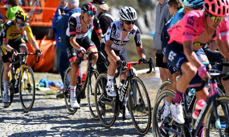 Team Qhubeka ASSOS
