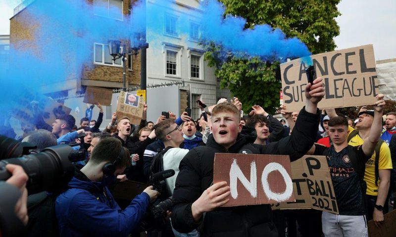 Chelsea fans protested against the European Super League (ESL) outside Stamford Bridge