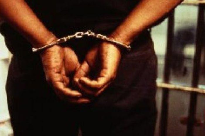 ___6576012___https:______static.pulse.com.gh___webservice___escenic___binary___6576012___2017___4___24___21___Handcuff-620x330