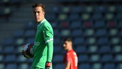 Etienne Green saved a penalty and kept a clean sheet on his Saint-Etienne debut