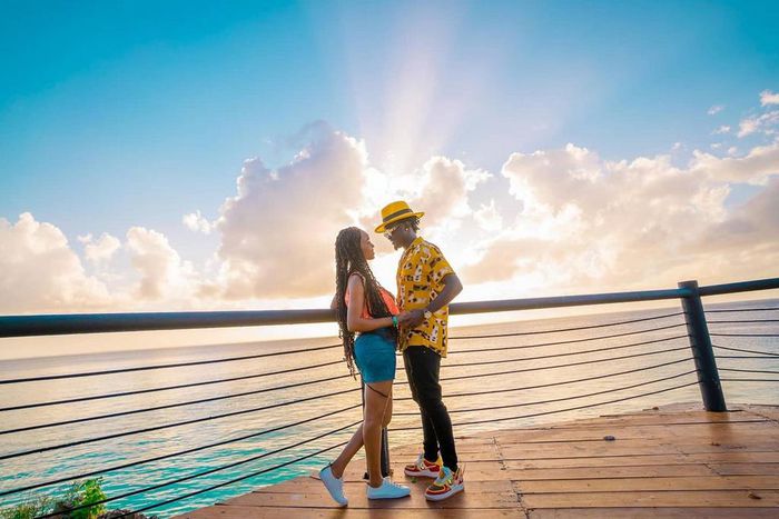 Bahati’s response after female fan accused him of only using light skin vixens in music videos