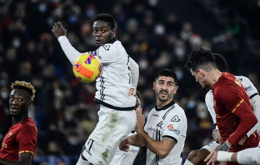 Roger Ibanez's header made sure of the three points for Roma against Spezia