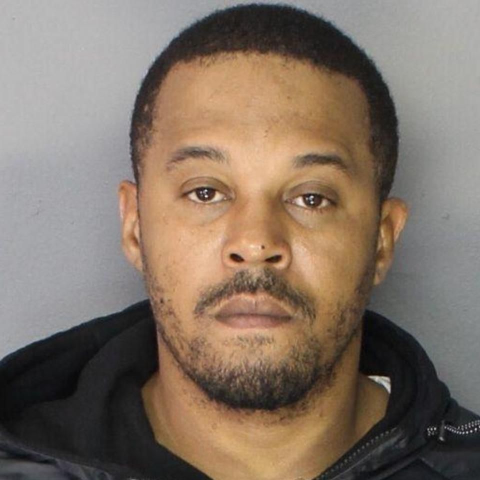 Kenneth Petty crimes took place in New York back in 1995 when he was arrested and jailed for first-degree attempted rape [FamousBirthDeaths]