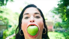 Samantha Ramsdell, 31, from Connecticut, has a mouth which opens 2.56 inches.