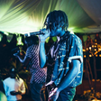 Nigerian singer Joeboy bashes guitarist, sound technicians after difficult performance in Nairobi at the Afro Jam Festival