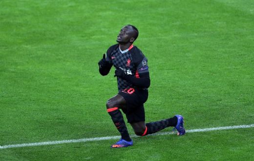 Liverpool beat RB Leipzig 2-0 in the first leg of their Champions League last-16 tie, thanks to goals from Mohamed Salah and Sadio Mane (pictured)