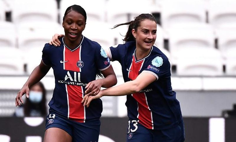 Paris Saint-Germain's Grace Geyoro celebrates her effort
