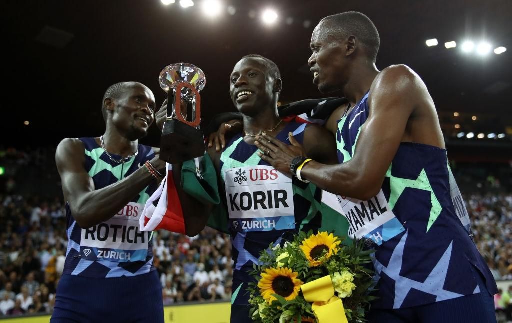 ZURICH, SWITZERLAND - SEPTEMBER 09: Emmanuel Kipkurui Korir of Kenya celebrates with Ferguson Cheruiyot Rotich and Wyclife Kinyamal after winning the Men's 800m Final during the Weltklasse Zurich, part of the Wanda Diamond League at Stadium Letzigrund on September 09, 2021 in Zurich, Switzerland. (Photo by Maja Hitij/Getty Images)