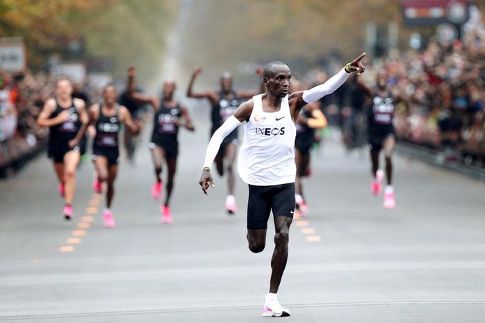 Eliud Kipchoge approaches the end of his sub-2-hour marathon in Vienna.