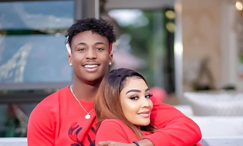 Zari Hassan treats fans to stunning holiday photos with her children [Photos]