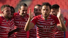 Sanchez (R) celebrates his winning goal