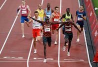 Emmanuel Kipkurui Korir celebrates winning the gold medal as he crosses the finish line in the Men's 800m Final