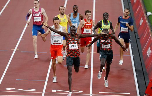 Emmanuel Kipkurui Korir celebrates winning the gold medal as he crosses the finish line in the Men's 800m Final