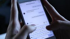 10 ways to slide into a babe's DM like a pro (Youth SG)