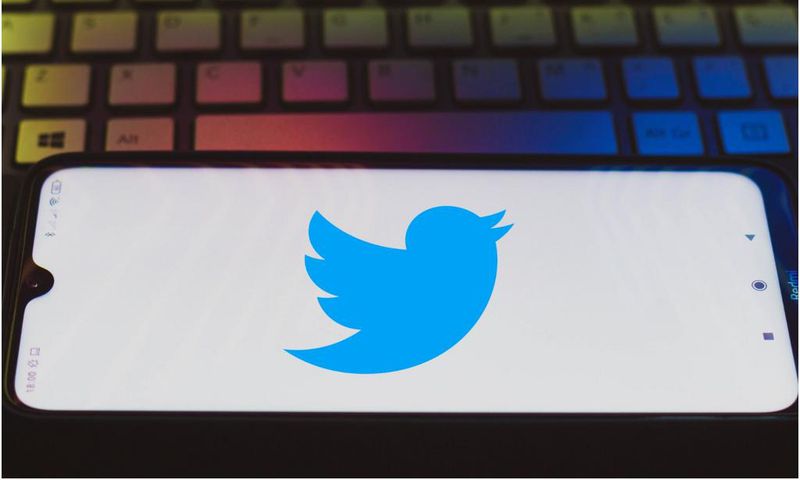 Twitter staff can work from home "forever."
