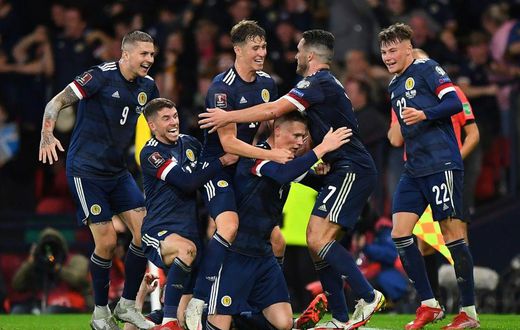 Scotland players celebrate against Israel