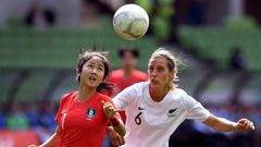 Rebekah Stott (R) has vowed to stay positive after her cancer diagnosis